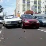 Colisão de Automoveis na Sebastião Leite do Canto não houve vÃ­timas com ferimentos graves (Reportagem e foto : Marcos Diniz)