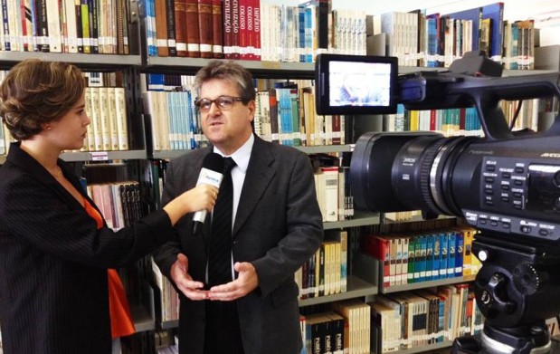 O coordenador do curso Gerson José Benelli comenta a aprovação na OAB em entrevista à TV Fema (Foto: Assessoria)