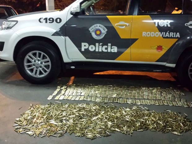 Homem receberia 5 mil pelo transporte (Foto: Polícia Rodoviária/Divulgação)