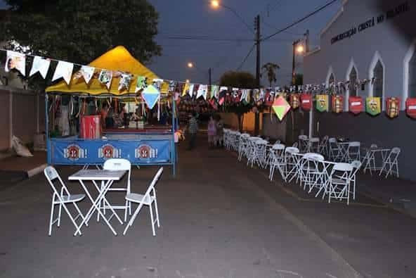 Festa Junina teve comidas típicas (Foto: Priscila Scherch)