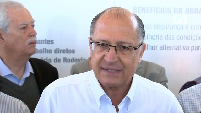 'É preciso investigação rigorosa', diz Alckmin sobre jovem morto por PM (Foto: Reprodução / TV TEM)