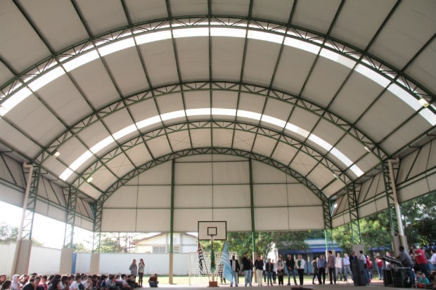 Cobertura da quadra poliesportiva da EMEF Darcy Ribeiro é inaugurada (Foto: Divulgação)
