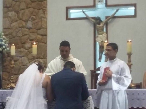 Casal completa um mês de casados em junho (Foto: Marina Carara Americhi Franco/ Arquivo pessoal )