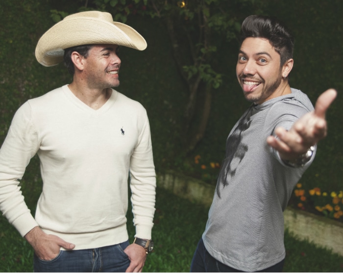 Dupla Sertaneja Tony e Bryan agitam a noite de Assis neste sábado (Foto: Divulgação)