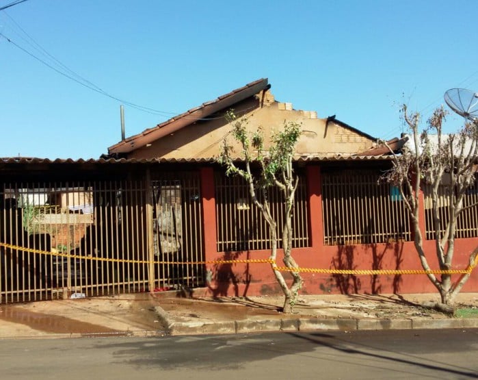 Local foi isolado após o incêndio; causas serão investigadas (Foto: Roberto Rocha/ Arquivo pessoal )