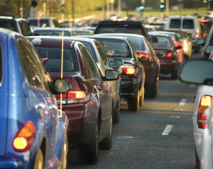 Quem tem carro pagará R$ 63,69. Para motos, será R$ 180,65
