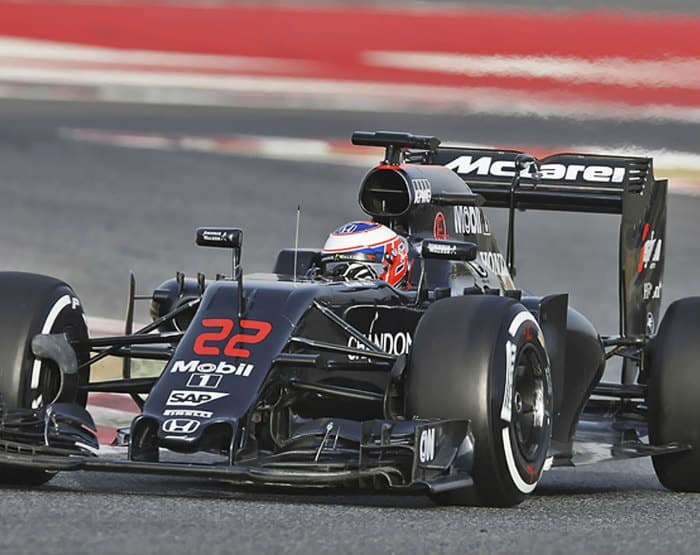 McLaren inova e usará sensores até na roupa dos pilotos nesta temporada