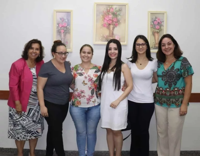 Médicas inscritas no Mais Médicos foram recebidas na semana passada em Paraguaçu Paulista e iniciaram as atividades — Foto: Fabrício Pena/ Divulgação