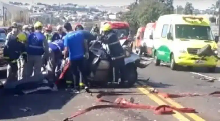 Filho trabalhava na rodovia no momento em que pai morreu em acidente