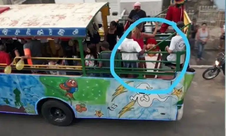 Jovem foi homenageado por amigos do trabalho (Foto: Reproduçã/ Record Tv Minas)