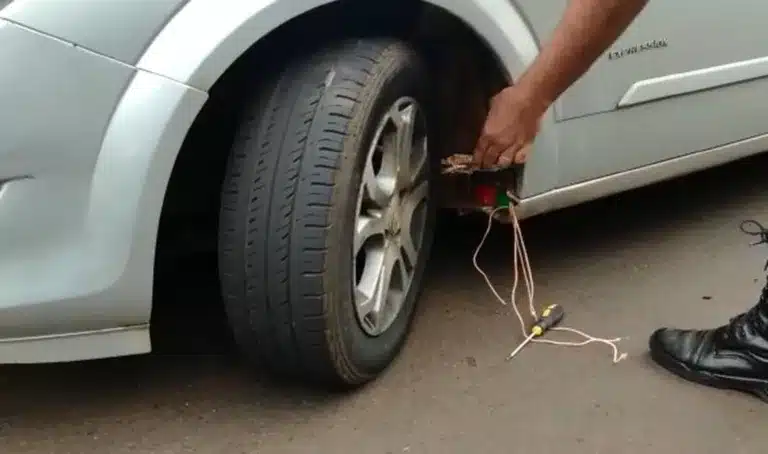 Casal é preso com 64 tabletes de maconha na caixa de ar do carro em Florínea — Foto: Divulgação/Polícia Rodoviária