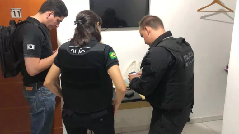 Polícia Civil faz operação de combate a pornografia infantil e estupro de vulnerável — Foto: Polícia Civil/Divulgação