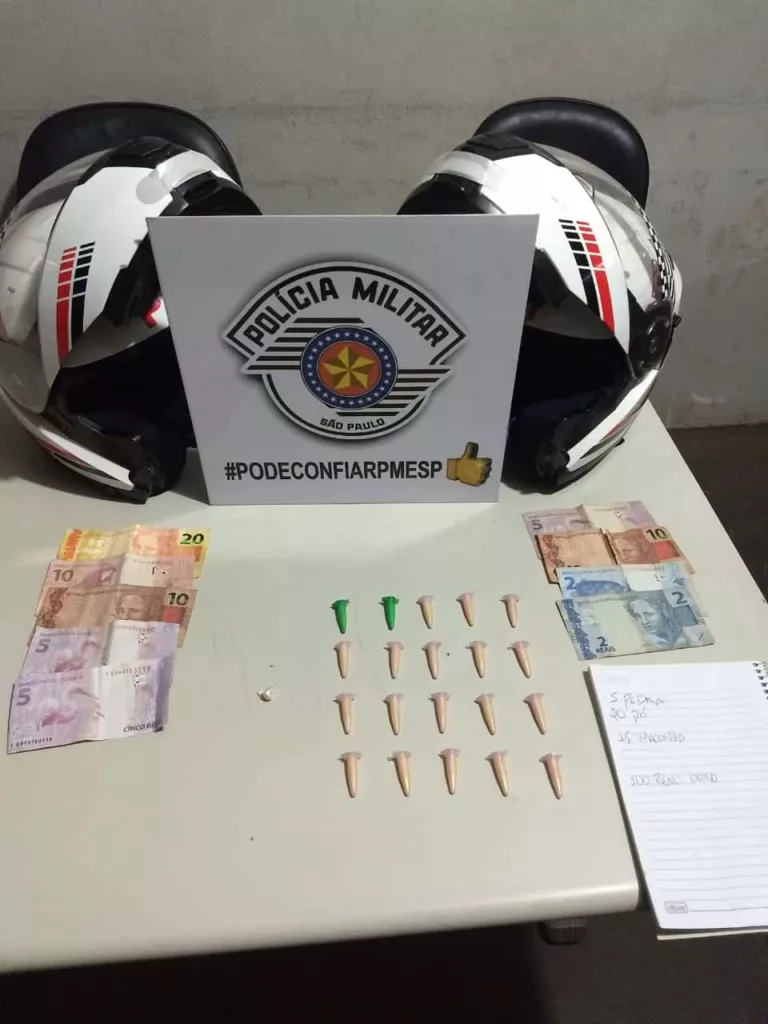 Homem de 54 anos é preso com drogas em Cândido Mota (Foto: Divulgação/Polícia Militar)