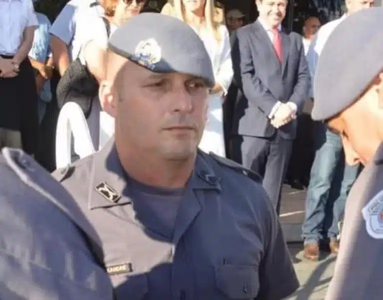 O cabo da PM Alexandre Luís Batista estava na corporação há 20 anos e servia no Força Tática do 32º BPM/I, de Assis — Foto: Arquivo Pessoal