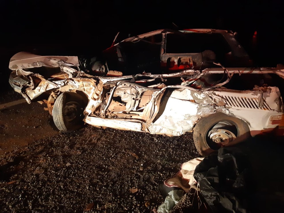 Homem de aproximadamente 70 anos não resistiu aos ferimentos após acidente em Marília — Foto: Polícia Rodoviária Federal/Divulgação