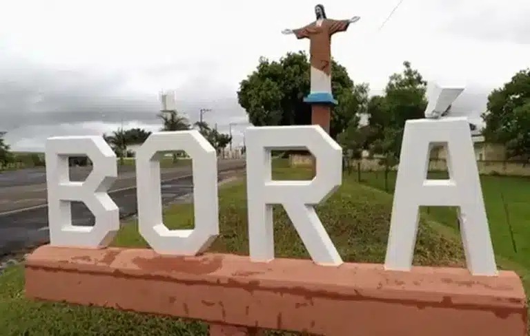Prefeitura adota medidas de prevenção para manter menor cidade de SP livre do coronavírus — Foto: TV TEM/Reprodução