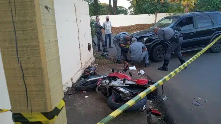 Mulher é presa por homicídio após bater carro contra moto com o marido e outra mulher em bairro de Paraguaçu Paulista — Foto: Arquivo pessoal