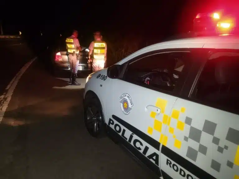 Abordagem foi na Rodovia Júlio Budiski (SP-501), em Presidente Prudente (Foto: Polícia Rodoviária)