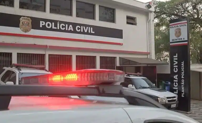Polícia Civil investiga a morte do bebê de 2 anos esquecido em carro em Bauru — Foto: TV TEM / Reprodução
