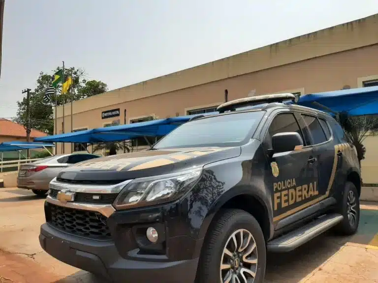 PF cumpriu mandados em quatro endereços em Florínea e Maracaí — Foto: Adolfo Lima/ TV TEM