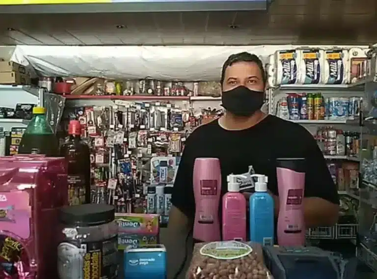 Anderson Gomes, de 42 anos, não resistiu aos ferimentos e morreu no local — Foto: Garça Cidade Maravilhosa /Divulgação