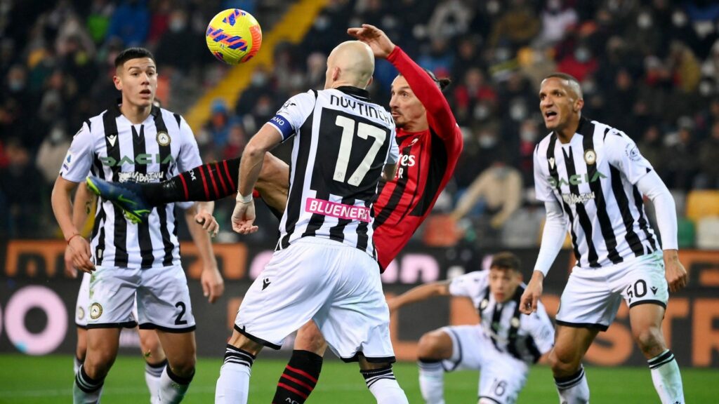 El AC Milán está en la cuarta posición de la tabla y el Udinese se ubica en el décimo lugar de la Serie A