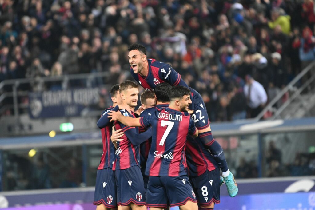 O Bologna FC está em décimo lugar no campeonato italiano com 37 pontos, a mesma pontuação da Fiorentina e do Torino.