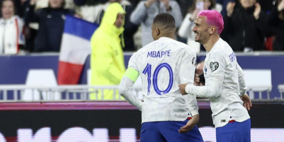 A França ocupa o primeiro lugar no Euro 2024 Grupo B