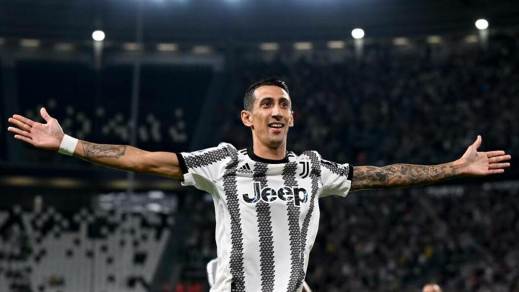 A comemoração de Angel Di Maria após marcar um gol para os Blancos.