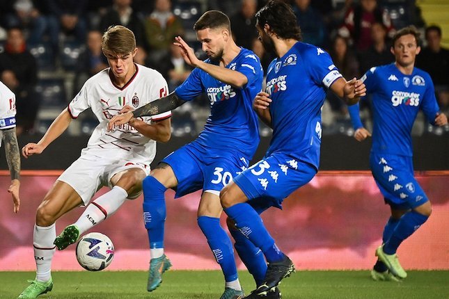 Nas partidas entre Milan e Empoli, eles costumam marcar um gol no primeiro tempo.