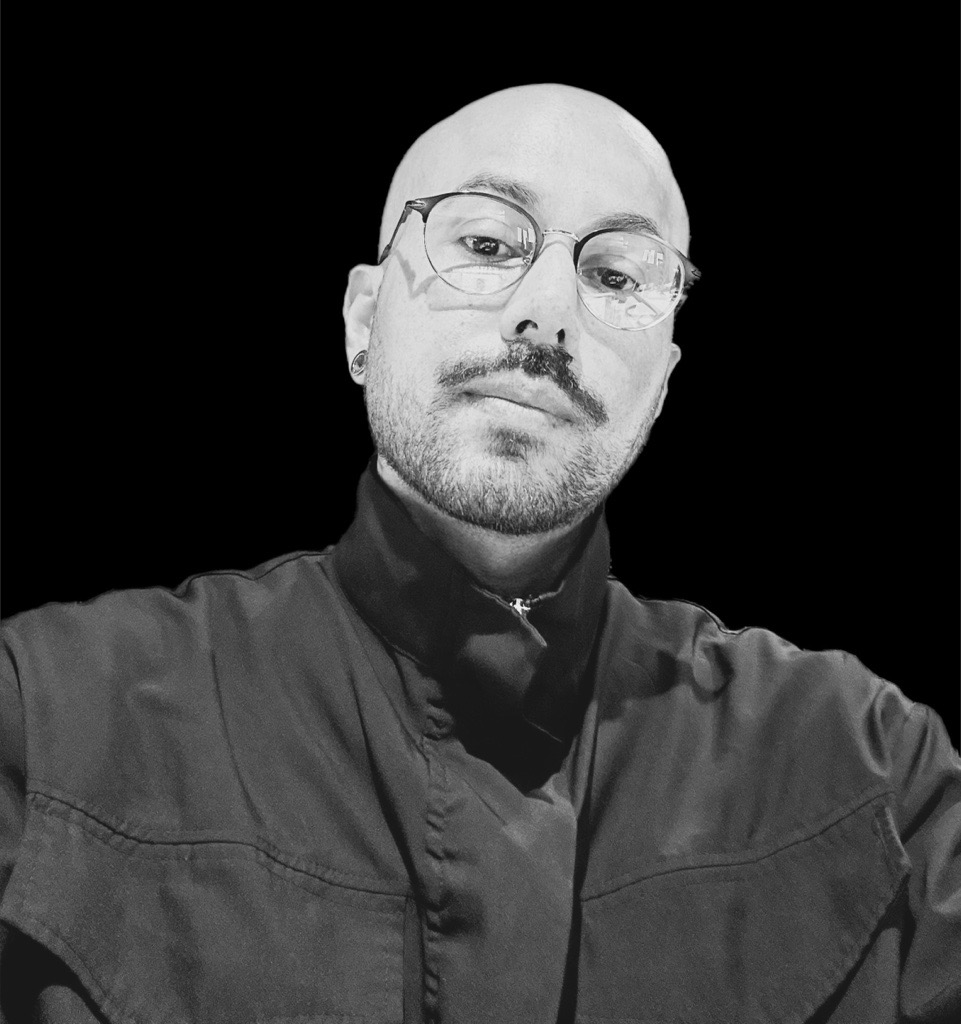 Ernest Bowes, Editor Chefe de Conteúdo da equipe Assis News